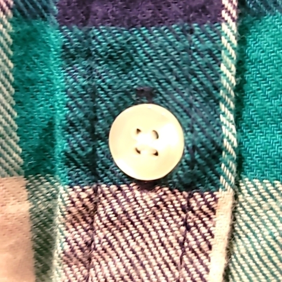 Wrangler Flannel Shirt - Picture 5 of 7